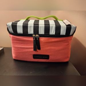 Makeup case